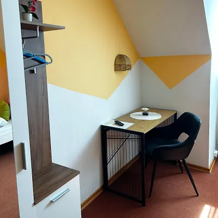 Fruehstueckspension Elena Nicoleta Caltun Apartment Fischamend