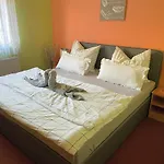 Fruehstueckspension Elena Nicoleta Caltun *