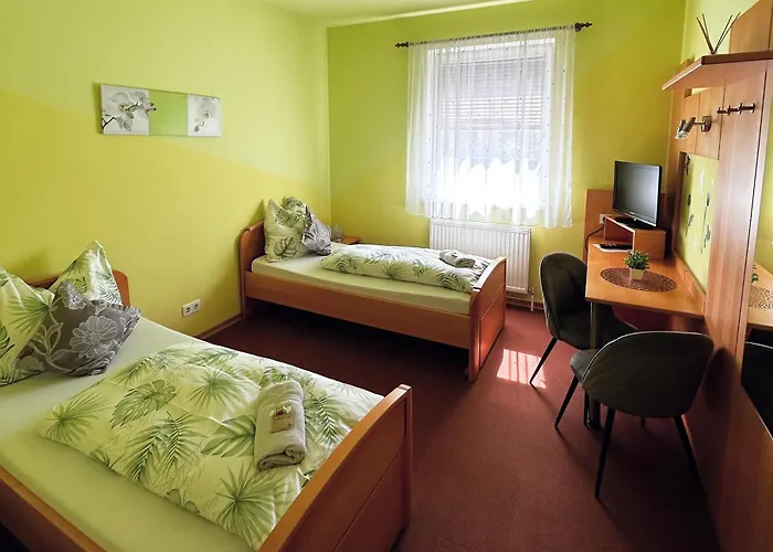 דירה Fruehstueckspension Elena Nicoleta Caltun פישמנד דורף