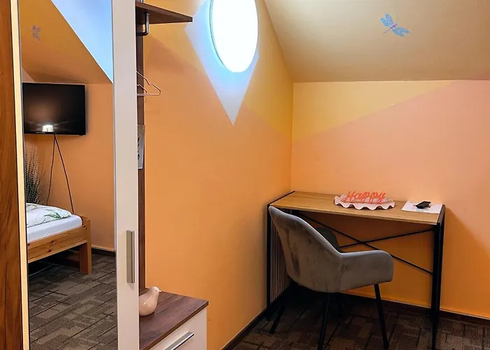 דירה Fruehstueckspension Elena Nicoleta Caltun פישמנד דורף